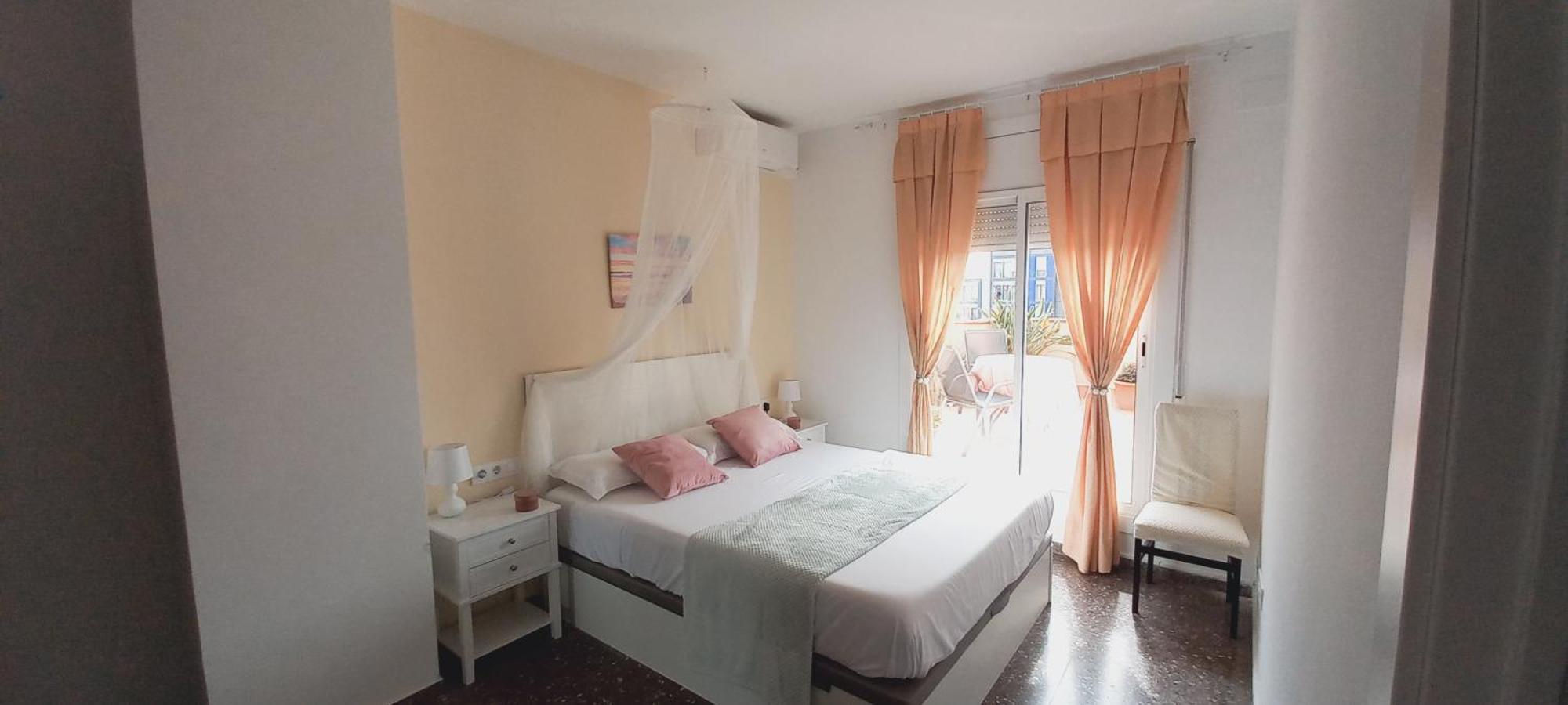 Cozy And Sunny Penthouse Fira Bcn Appartement L'Hospitalet de Llobregat Buitenkant foto