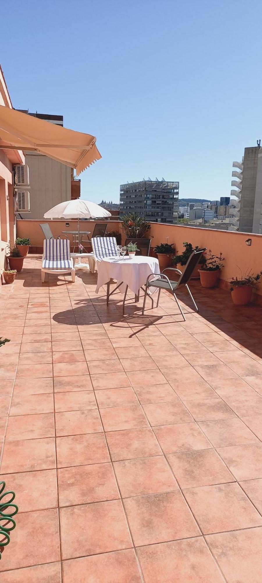 Cozy And Sunny Penthouse Fira Bcn Appartement L'Hospitalet de Llobregat Buitenkant foto